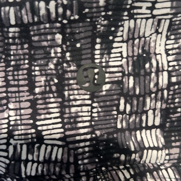 Lululemon InStill High-Rise Tight 25" - Picture 7 of 10